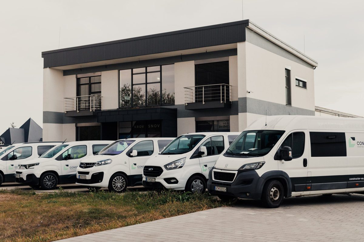 Photo of Constructor premises and machinery