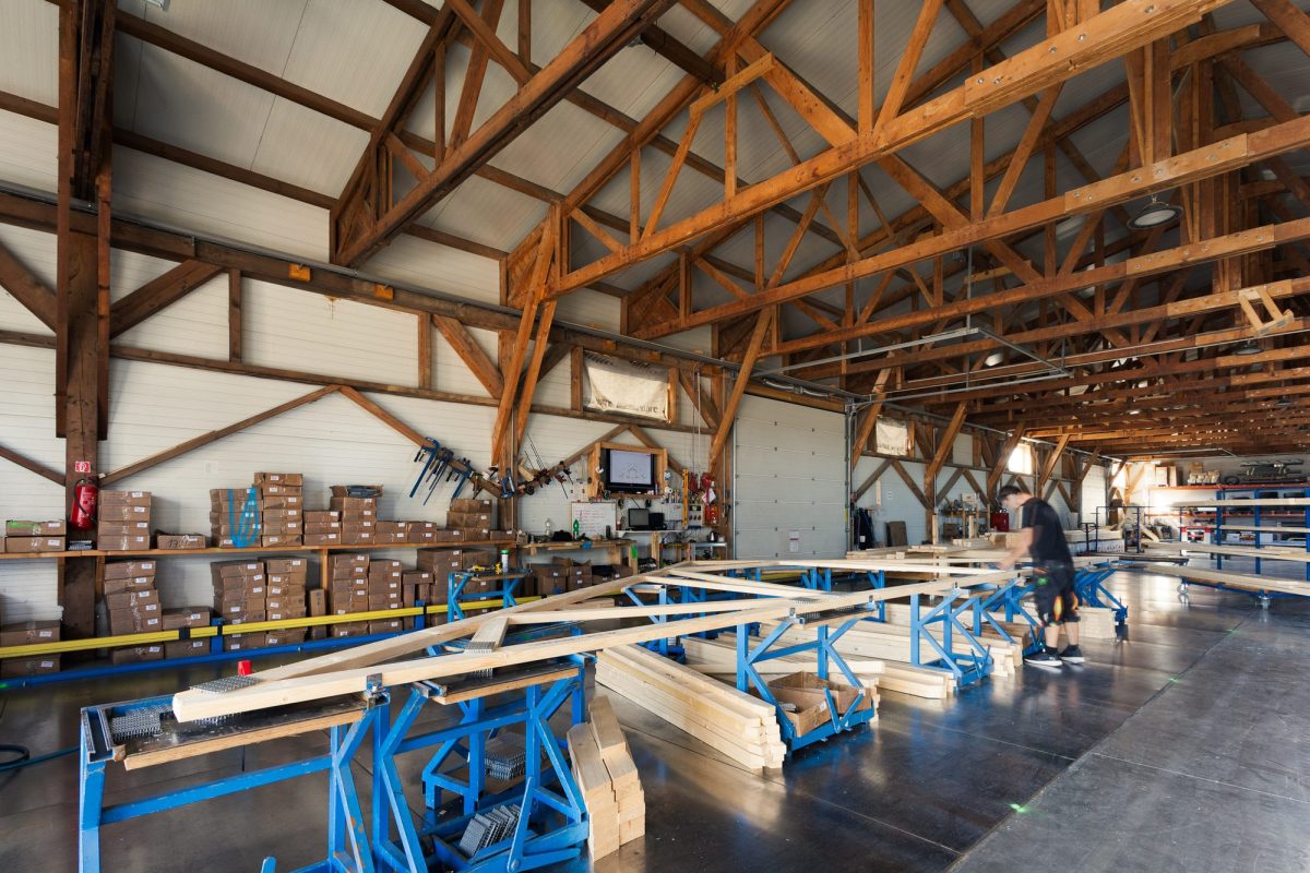 Photo of Constructor premises and machinery