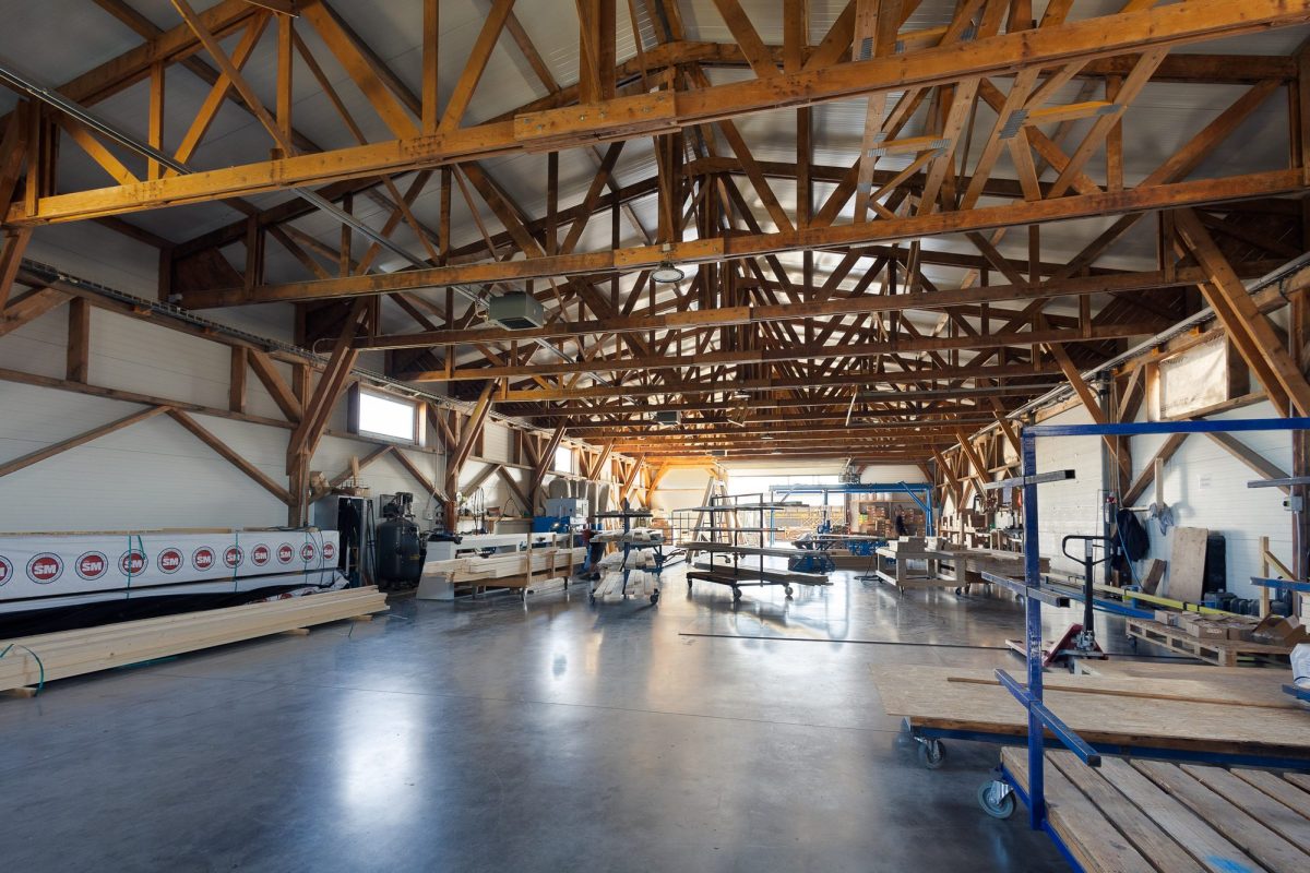 Photo of Constructor premises and machinery